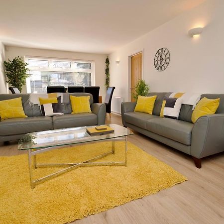 הוילה Dashing 4Bed Retreat - Walk To Stratford Town Centre & Shakespeare'S Birthplace מראה חיצוני תמונה