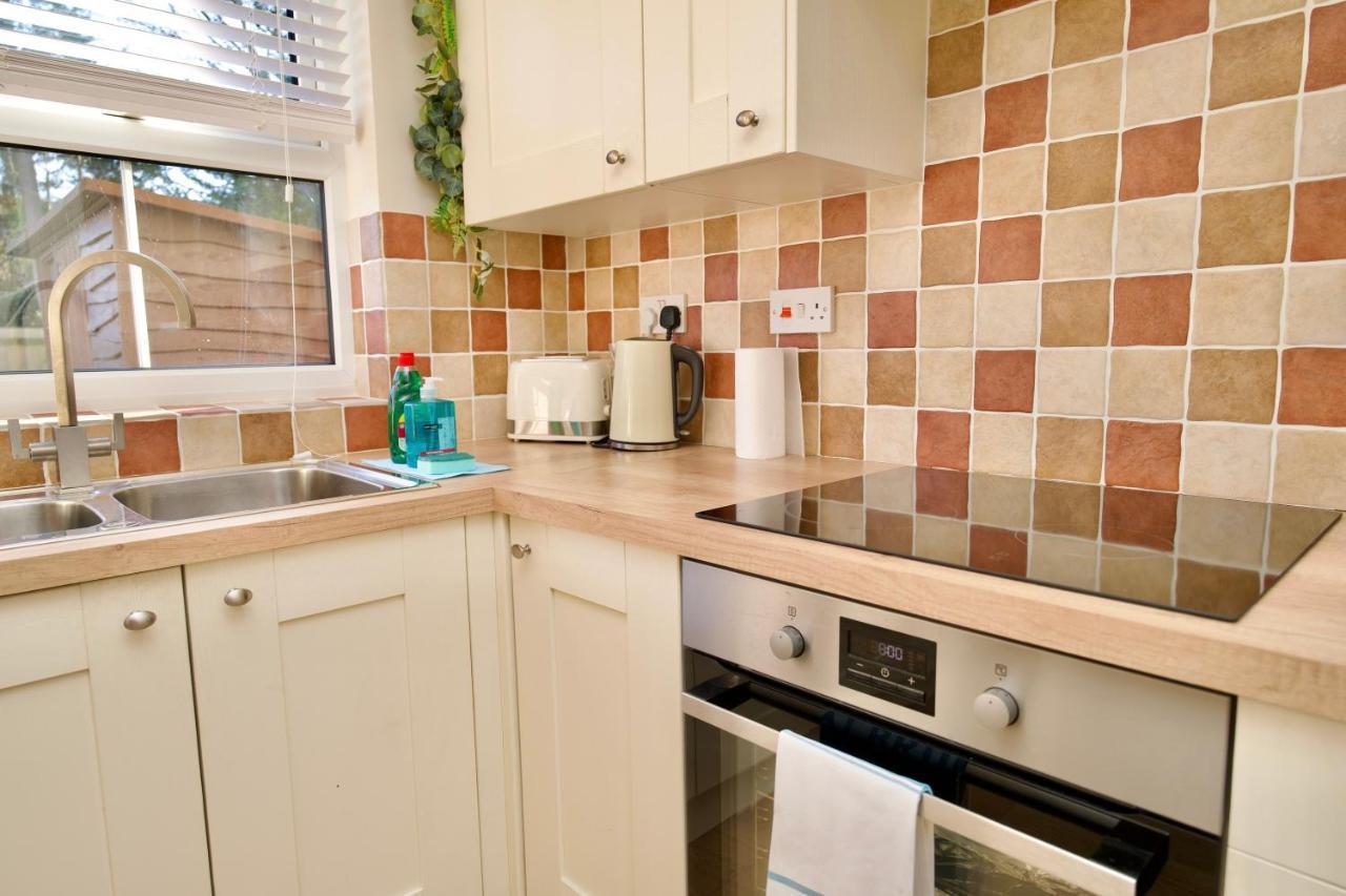 הוילה Dashing 4Bed Retreat - Walk To Stratford Town Centre & Shakespeare'S Birthplace מראה חיצוני תמונה