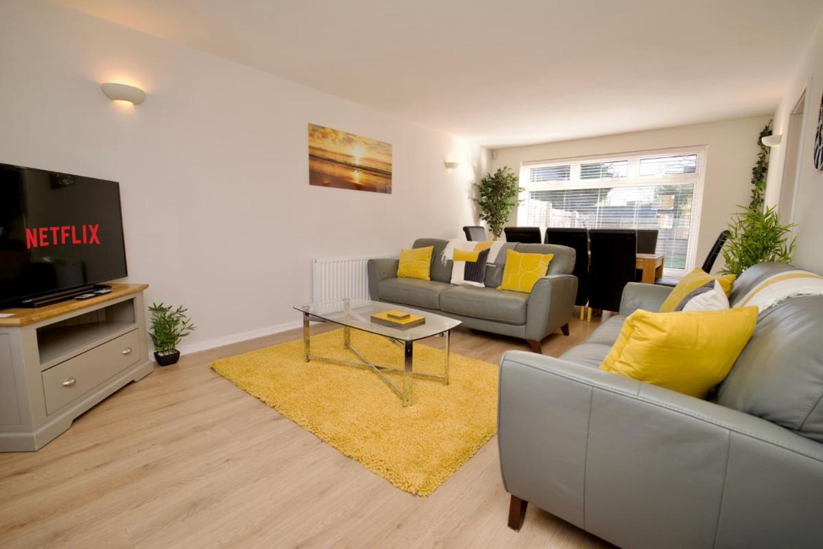 הוילה Dashing 4Bed Retreat - Walk To Stratford Town Centre & Shakespeare'S Birthplace מראה חיצוני תמונה