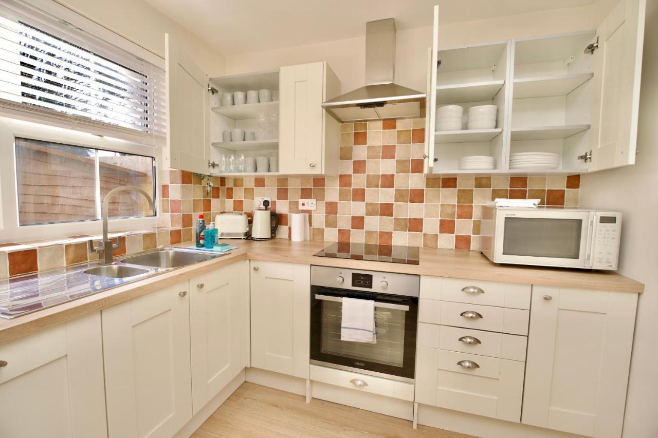 הוילה Dashing 4Bed Retreat - Walk To Stratford Town Centre & Shakespeare'S Birthplace מראה חיצוני תמונה